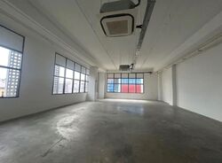 Hh @ Kallang (D13), Factory #560737661